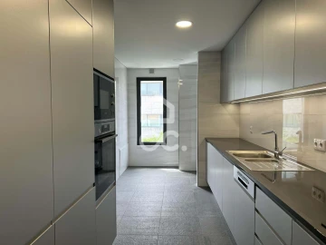 Apartamento T3 para Venda em Cedofeita, Santo Ildefonso, Sé, Miragaia, São Nicolau e Vitória