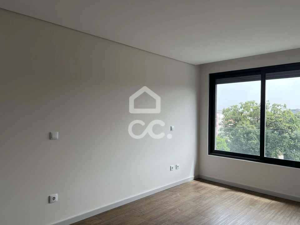 Apartamento T3 para Venda em Cedofeita, Santo Ildefonso, Sé, Miragaia, São Nicolau e Vitória Foto 11