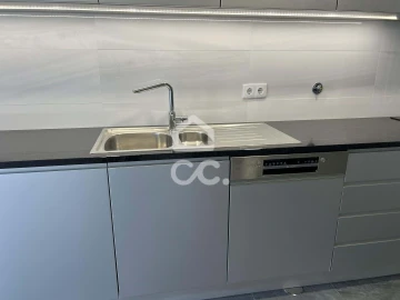 Apartamento T3 para Venda em Cedofeita, Santo Ildefonso, Sé, Miragaia, São Nicolau e Vitória