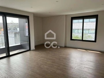Apartamento T3 para Venda em Cedofeita, Santo Ildefonso, Sé, Miragaia, São Nicolau e Vitória