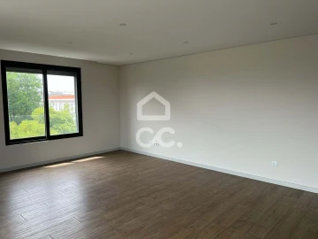 Apartamento T3 para Venda em Cedofeita, Santo Ildefonso, Sé, Miragaia, São Nicolau e Vitória