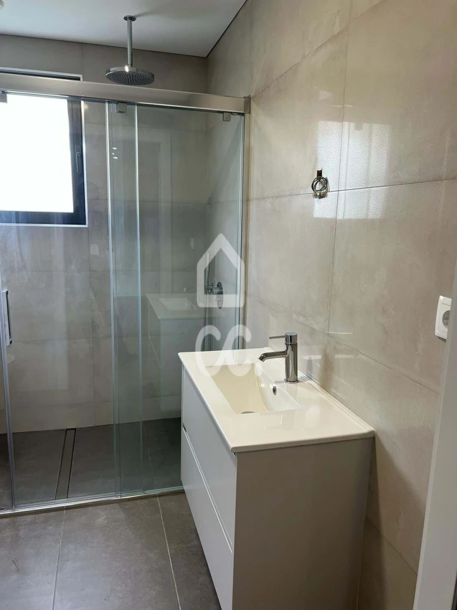 Apartamento T3 para Venda em Cedofeita, Santo Ildefonso, Sé, Miragaia, São Nicolau e Vitória Foto 17
