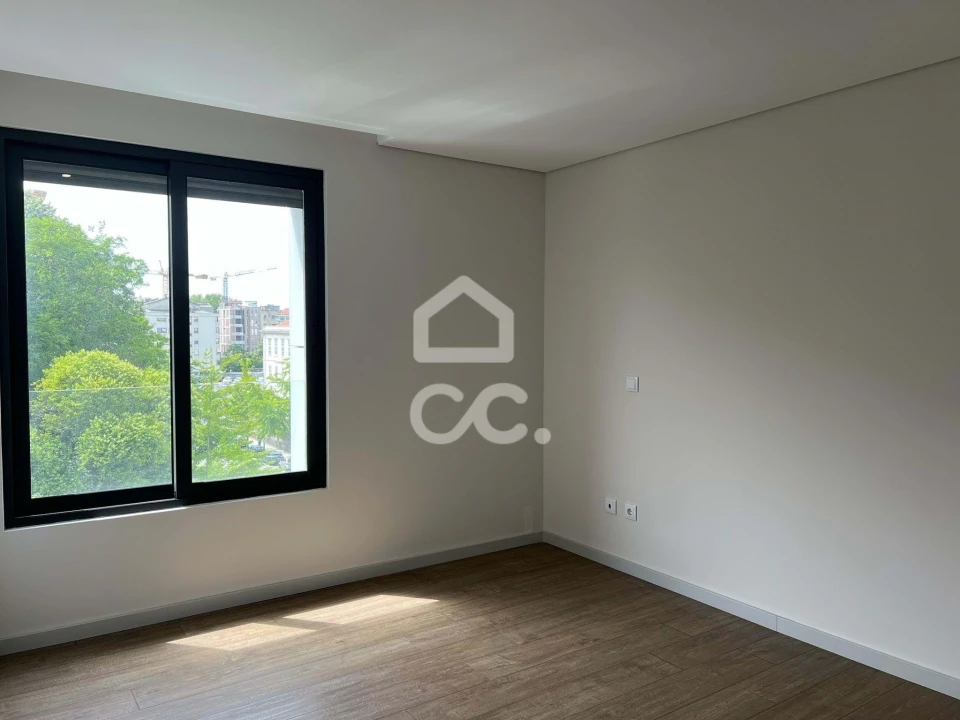 Apartamento T3 para Venda em Cedofeita, Santo Ildefonso, Sé, Miragaia, São Nicolau e Vitória Foto 12
