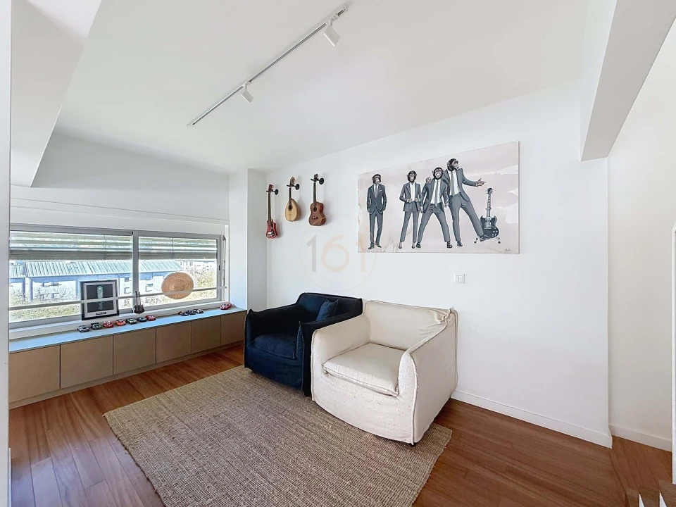 Apartamento T4 para Venda em Lordelo do Ouro e Massarelos Foto 5