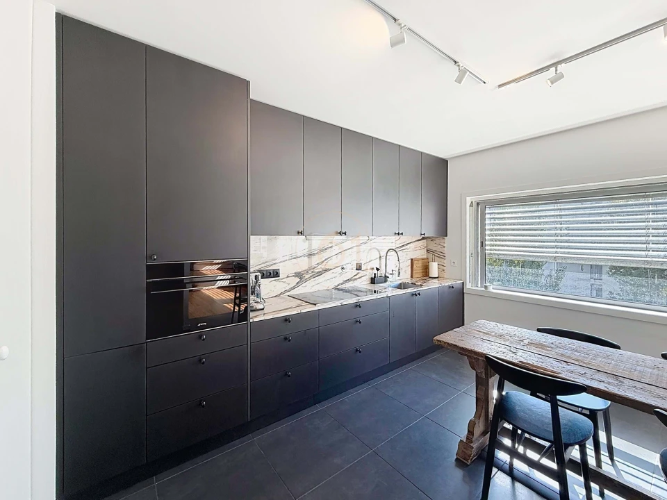 Apartamento T4 para Venda em Lordelo do Ouro e Massarelos Foto 9