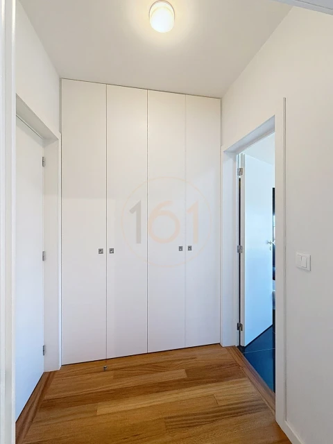 Apartamento T4 para Venda em Lordelo do Ouro e Massarelos