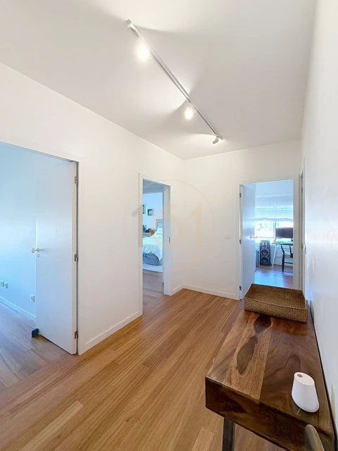 Apartamento T4 para Venda em Lordelo do Ouro e Massarelos