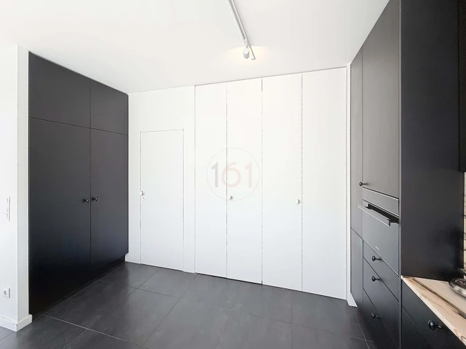 Apartamento T4 para Venda em Lordelo do Ouro e Massarelos Foto 8