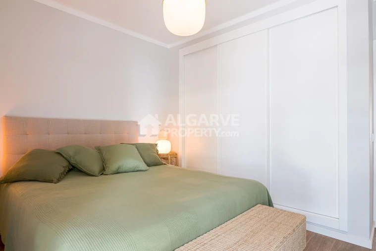 Apartamento T1 para Venda em Quarteira Foto 4