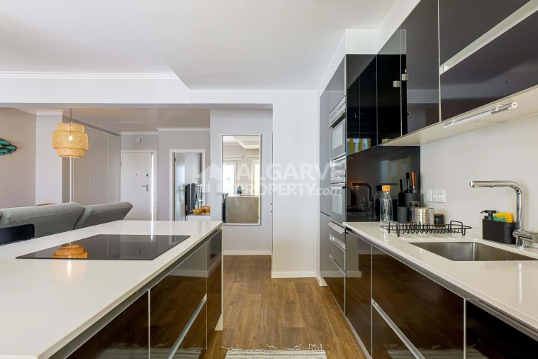 Apartamento T1 para Venda em Quarteira Foto 8