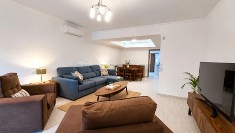 Moradia T3 para Venda em Quarteira