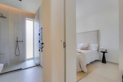 Moradia T3 para Venda em Santa Barbara de Nexe
