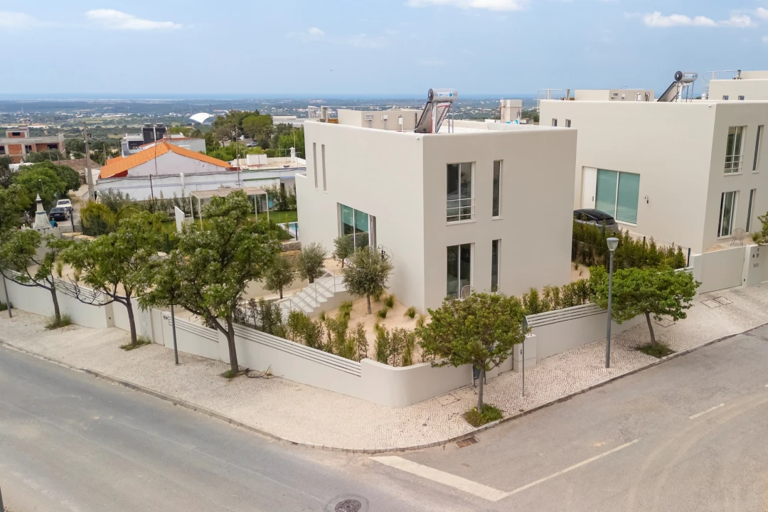 Moradia T3 para Venda em Santa Barbara de Nexe Foto 57