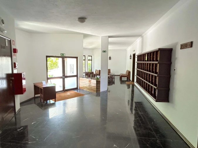 Apartamento T1 para Venda em Cascais e Estoril Foto 17