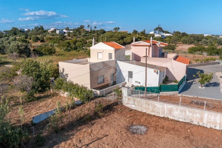 Quinta T3 para Venda em Olhão Foto 3