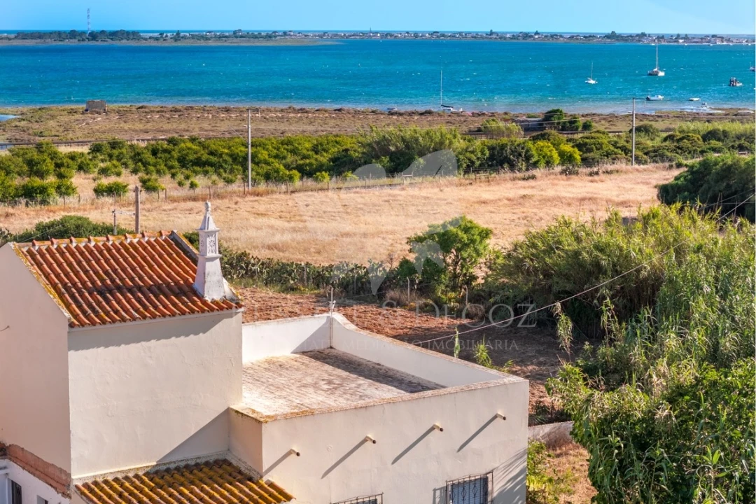 Quinta T3 para Venda em Olhão Foto 1
