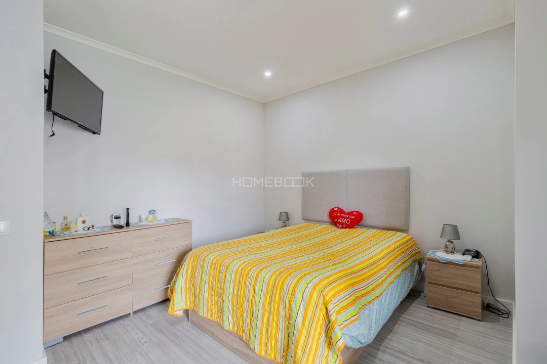 Apartamento T2 para Venda em Costa da Caparica Foto 20