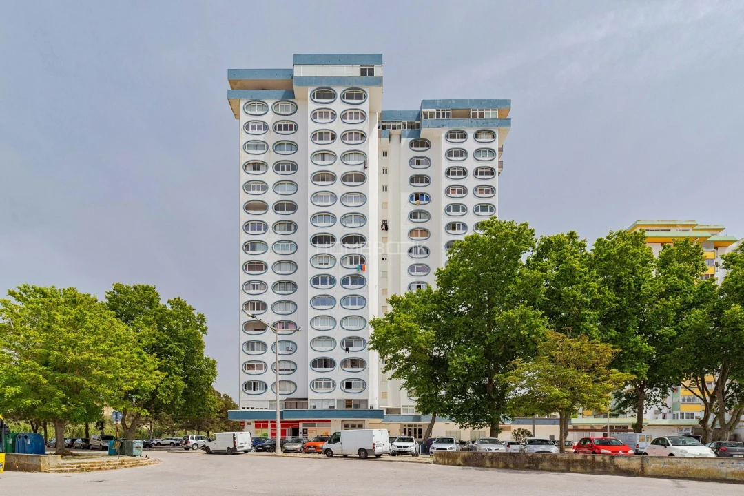 Apartamento T2 para Venda em Costa da Caparica Foto 1
