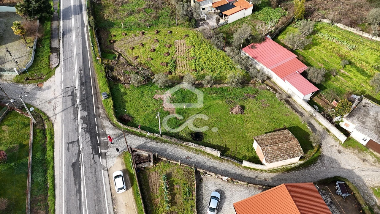 Terreno para Venda em Vilela do Tamega Foto 11