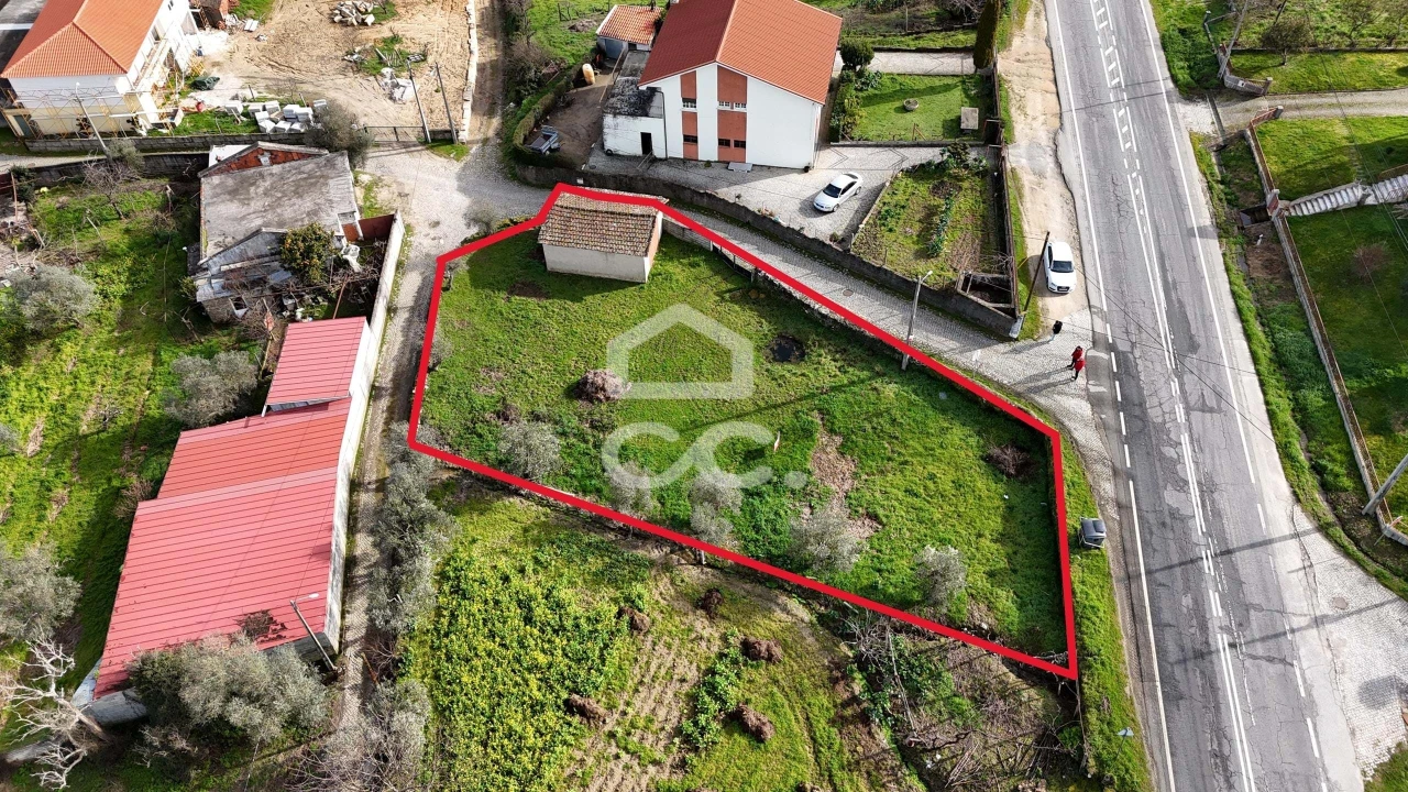 Terreno para Venda em Vilela do Tamega Foto 2
