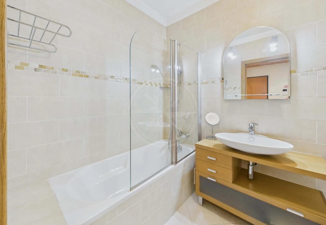 Apartamento T2 para Venda em Tavira (Santa Maria e Santiago) Foto 11