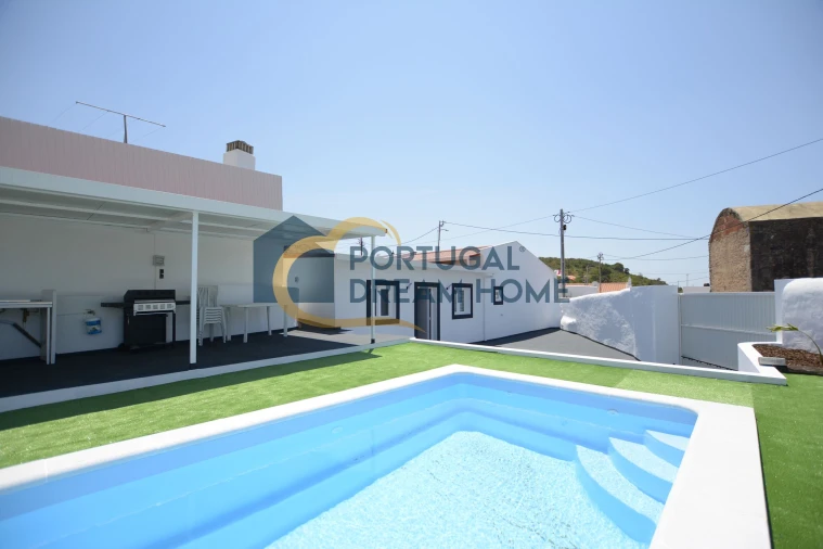 Moradia T2 para Venda em Alte Foto 8