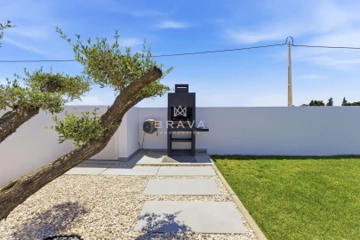 Moradia T4 para Venda em Silves