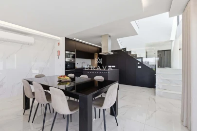 Moradia T4 para Venda em Silves