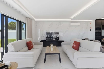 Moradia T4 para Venda em Silves