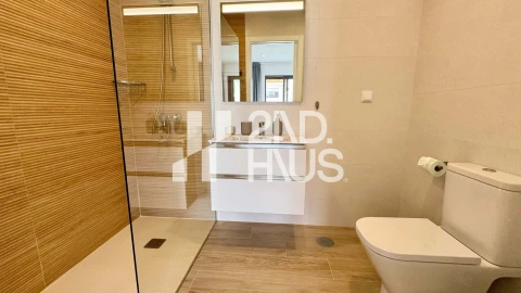 Apartamento T2 para Arrendamento em Quarteira