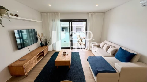 Apartamento T2 para Arrendamento em Quarteira