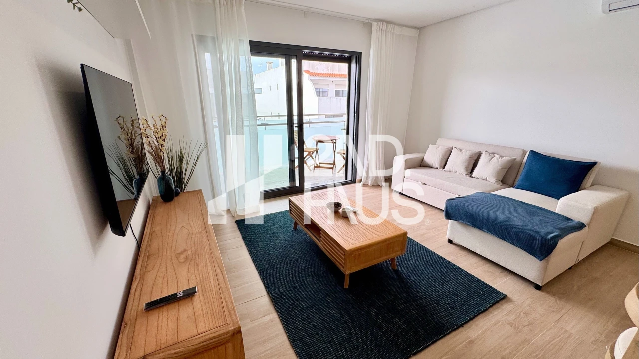 Apartamento T2 para Arrendamento em Quarteira Foto 5
