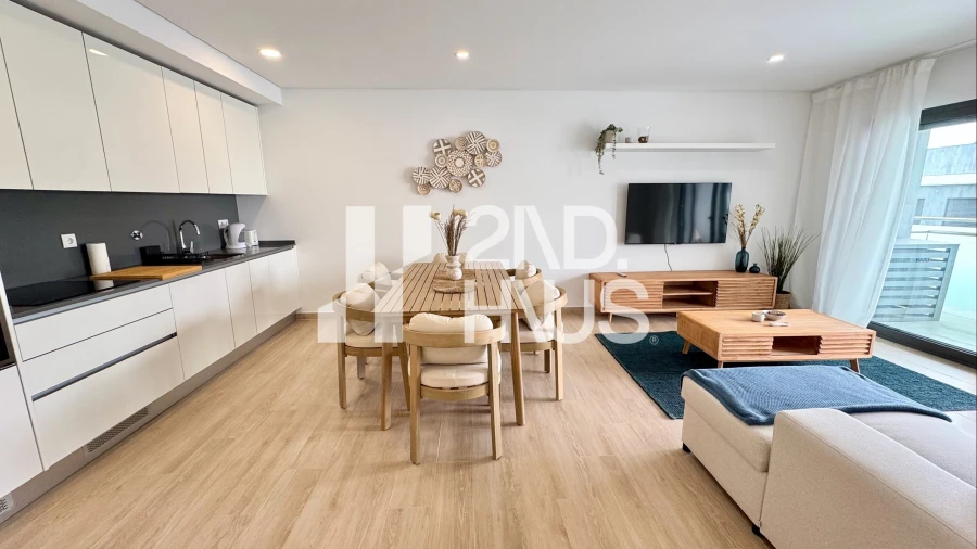 Apartamento T2 para Arrendamento em Quarteira Foto 3