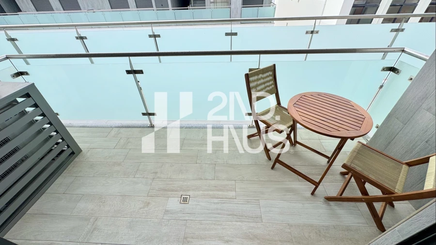 Apartamento T2 para Arrendamento em Quarteira Foto 6