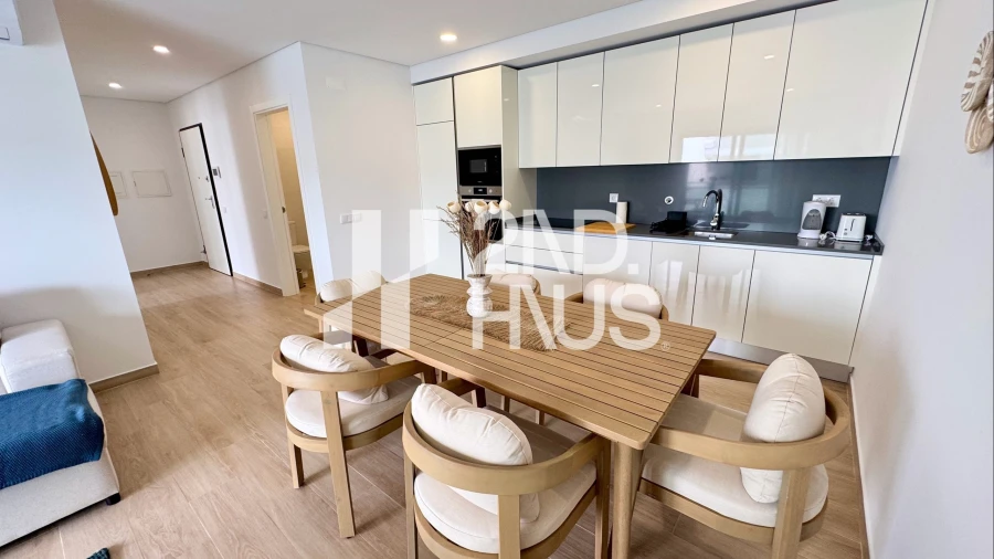 Apartamento T2 para Arrendamento em Quarteira Foto 4
