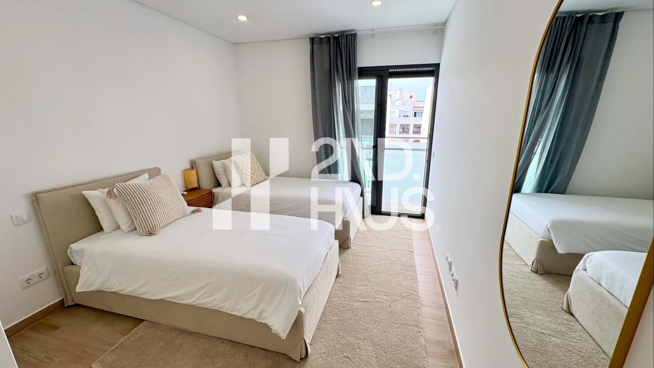 Apartamento T2 para Arrendamento em Quarteira Foto 12