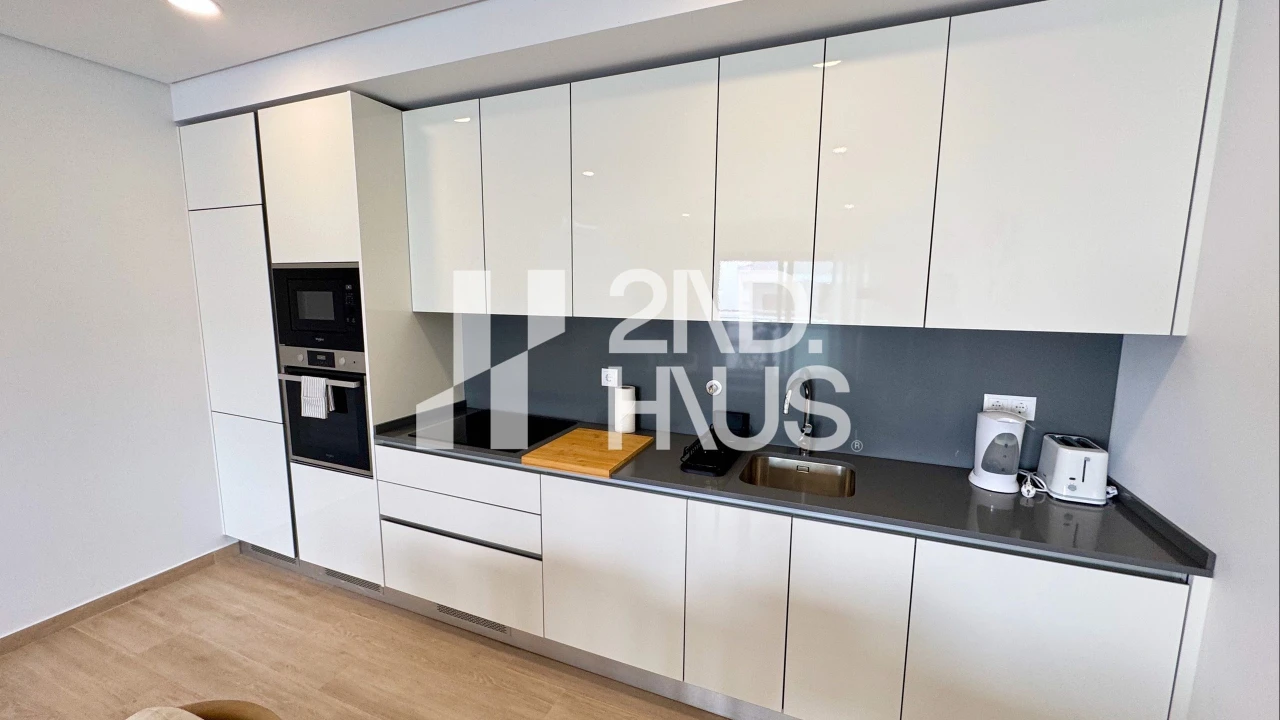 Apartamento T2 para Arrendamento em Quarteira Foto 9
