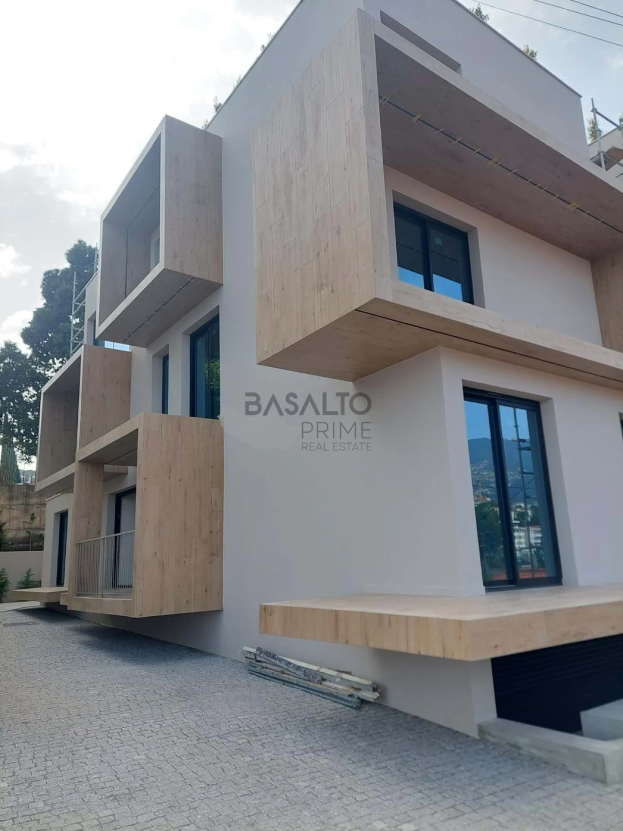Apartamento T2 para Venda em São Martinho Foto 1