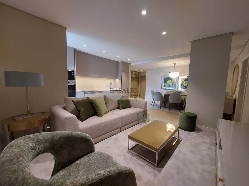 Apartamento T2 para Venda em São Martinho Foto 8