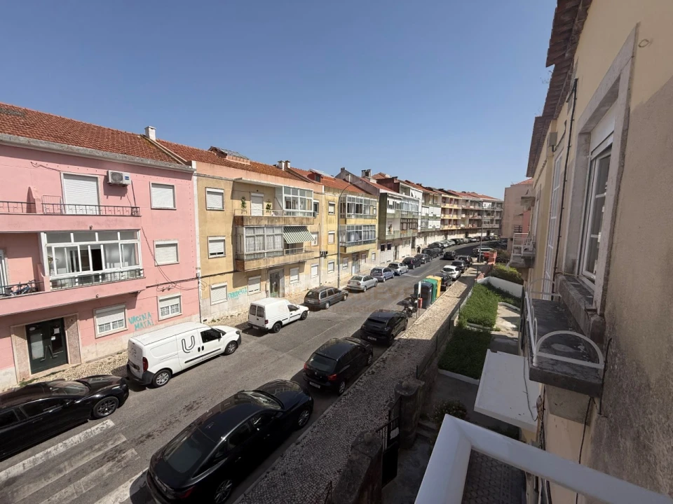 Apartamento T2 para Venda em Venteira Foto 8