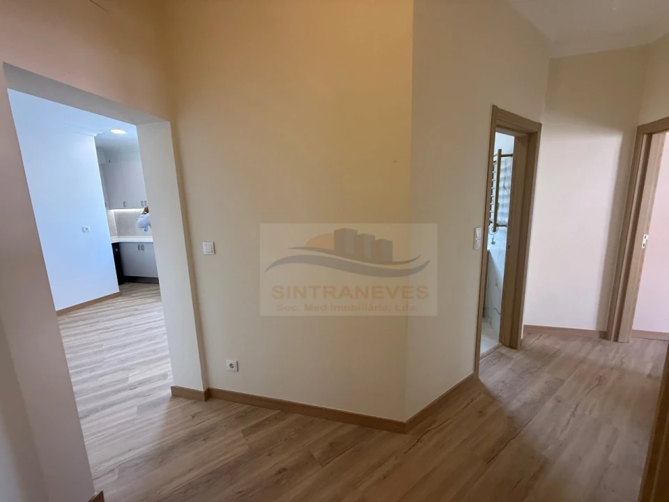 Apartamento T2 para Venda em Venteira Foto 12