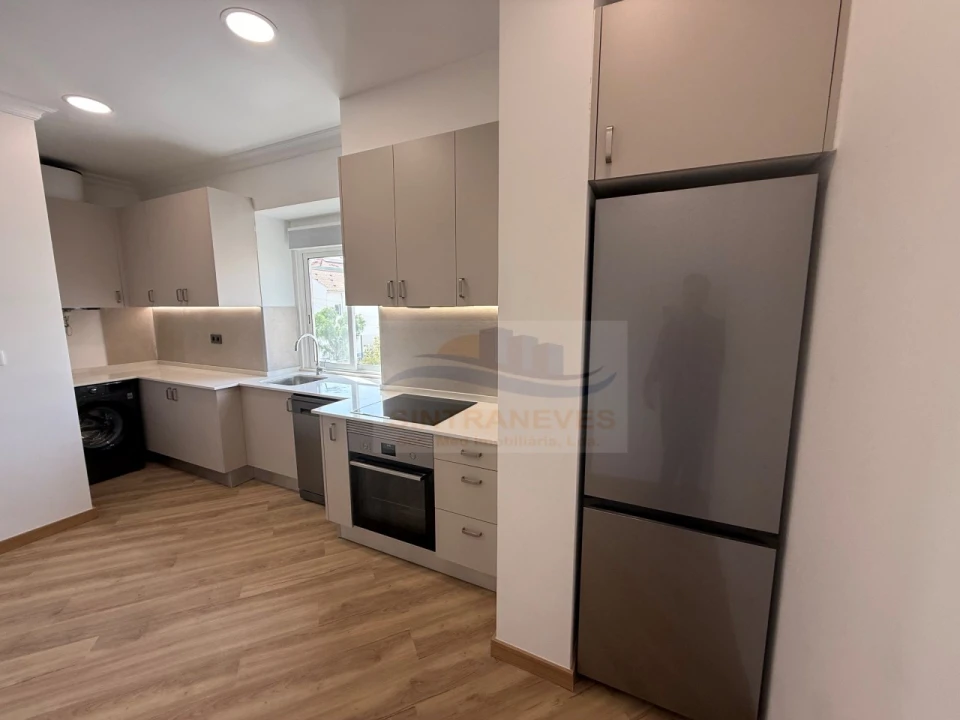 Apartamento T2 para Venda em Venteira Foto 21