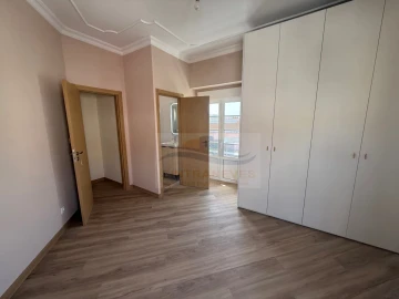 Apartamento T2 para Venda em Venteira