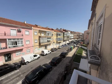Apartamento T2 para Venda em Venteira