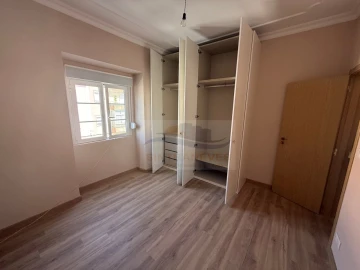 Apartamento T2 para Venda em Venteira