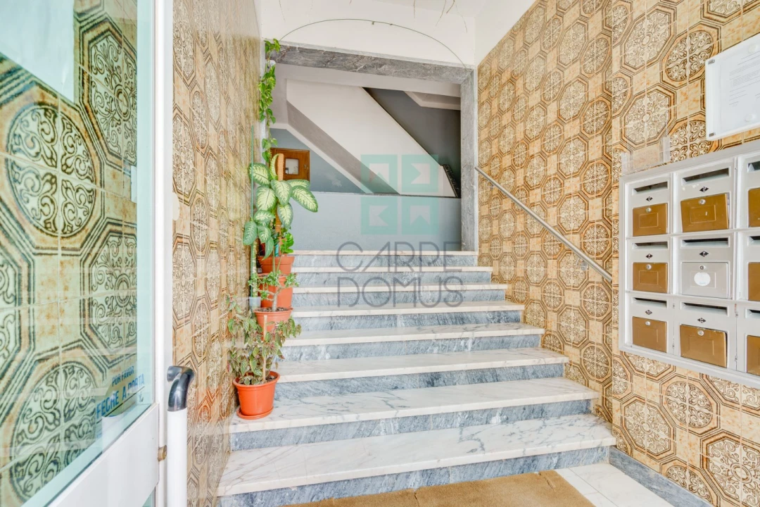 Apartamento T2 para Venda em Odivelas Foto 18