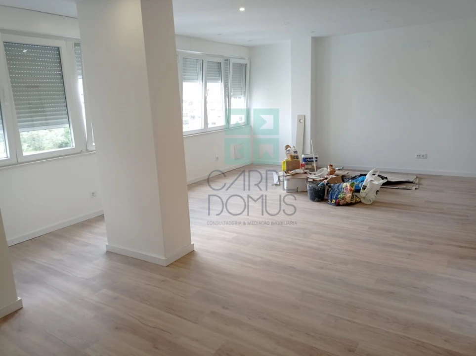 Apartamento T3 para Venda em Benfica Foto 7