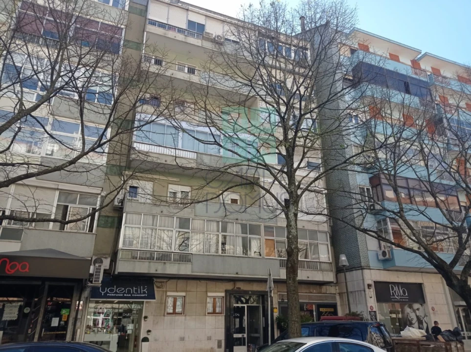 Apartamento T3 para Venda em Benfica Foto 33