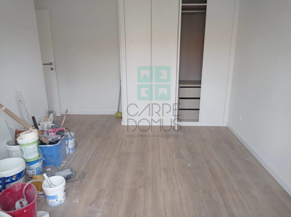 Apartamento T3 para Venda em Benfica Foto 30