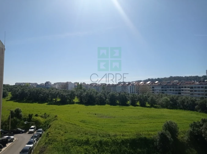 Apartamento T3 para Venda em Benfica Foto 8